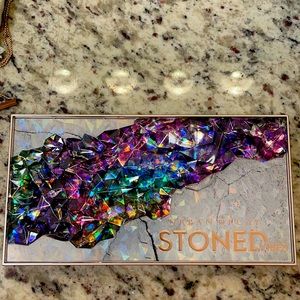 NWOT Urban Decay - Stoned Vibes EyeShadow Palette